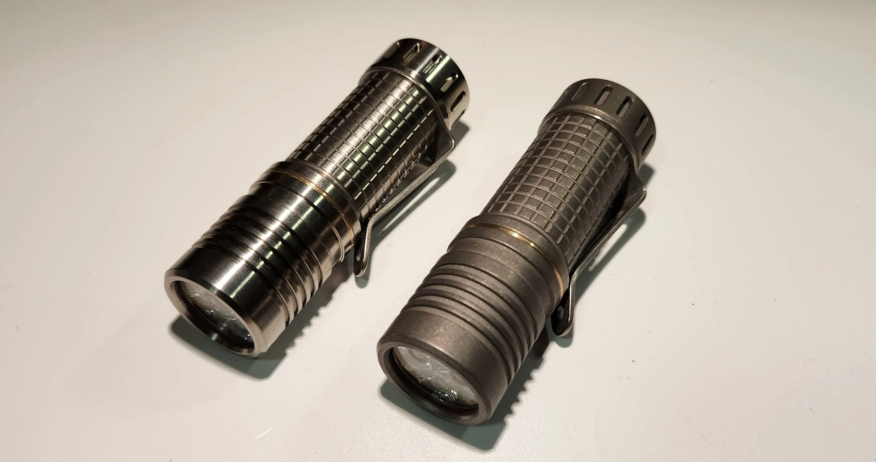 Maeerxu XT3 V2 Titanium 18350 3000LM EDC LED Flashlight