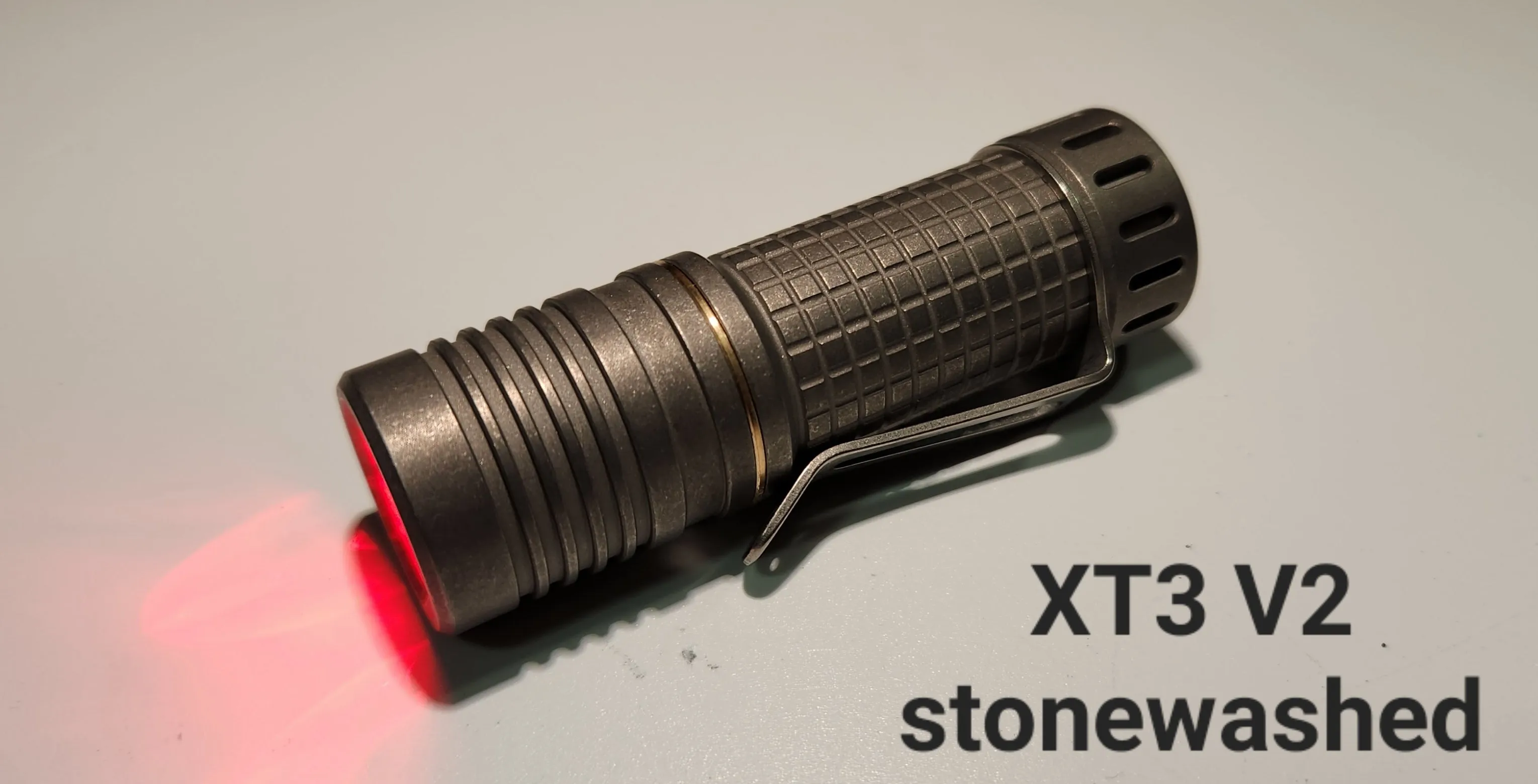 Maeerxu XT3 V2 Titanium 18350 3000LM EDC LED Flashlight