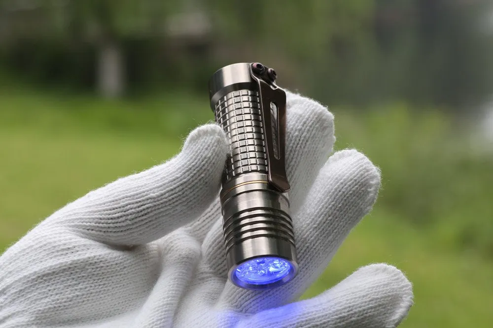 Maeerxu XT3 V2 Titanium 18350 3000LM EDC LED Flashlight